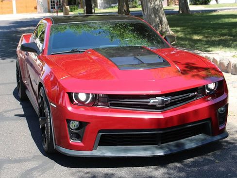 Used 2013 Chevrolet Camaro ZL1 RWD image 43