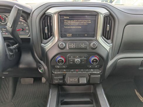 Used 2022 Chevrolet Silverado 1500 LT Trail Boss w/ LT Trail Boss Premium Package image 20