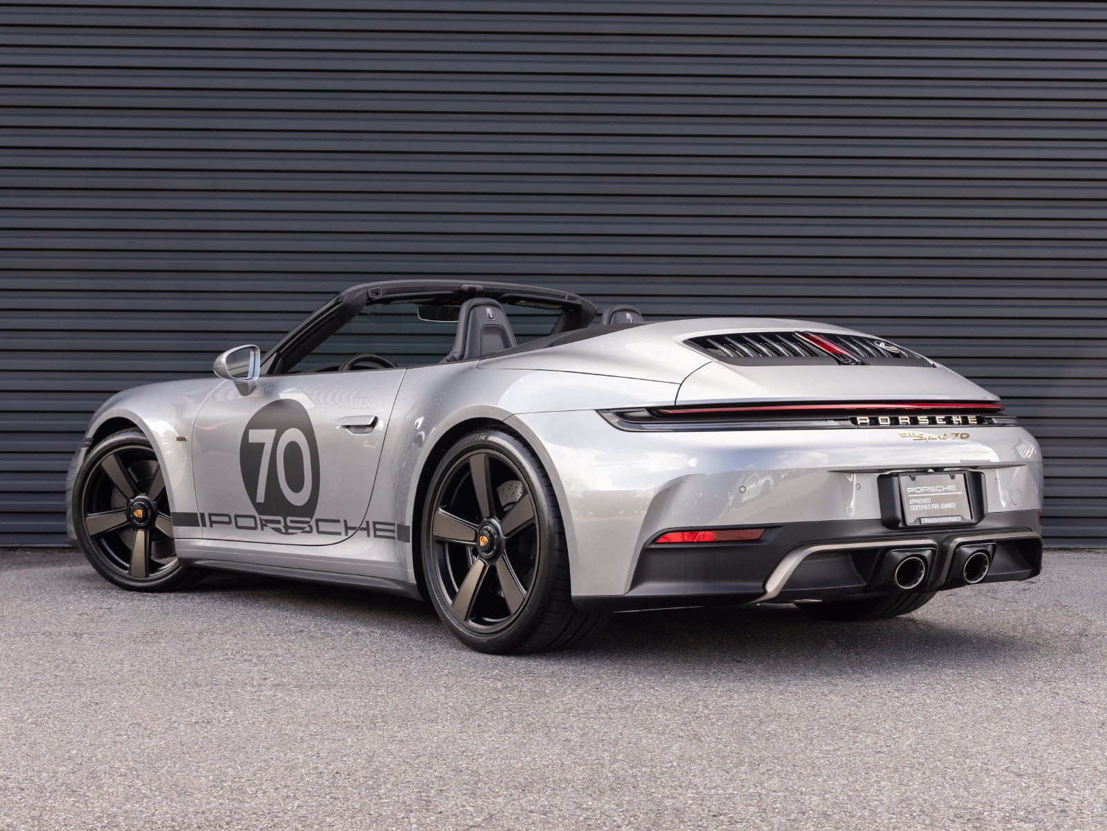 Certified 2026 Porsche 911 Carrera GTS RWD image 3