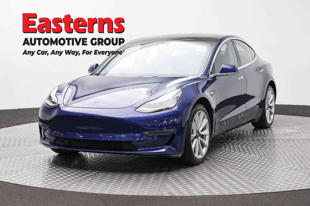 Used 2018 Tesla Model 3 Long Range RWD image 1