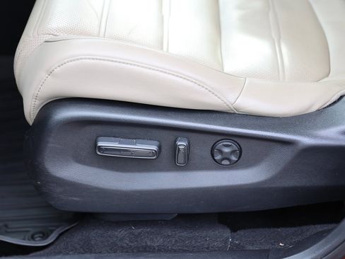 Used 2017 Honda CR-V EX-L image 18