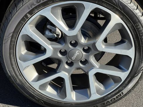 Used 2022 Jeep Renegade Limited w/ Sun, Sound & Wheels Group image 7