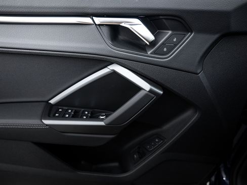New 2025 Audi Q3 2.0T Premium image 13