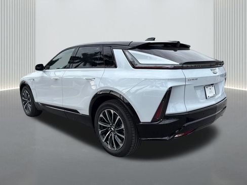 New 2026 Cadillac Lyriq Sport image 7