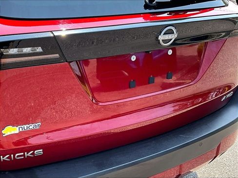 Used 2025 Nissan Kicks SV AWD/4WD image 26