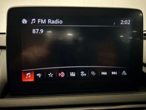 Used 2021 MAZDA MX-5 Miata Grand Touring image 18