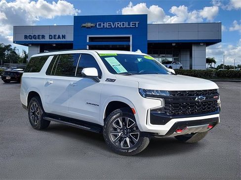 Certified 2023 Chevrolet Suburban Z71 w/ Luxury Package image 1