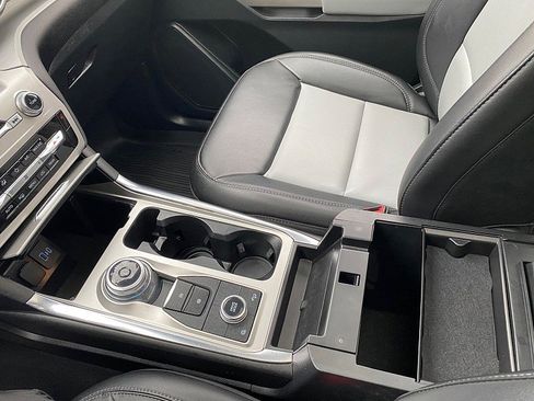 Certified 2022 Ford Explorer XLT w/ Equipment Group 202A image 58