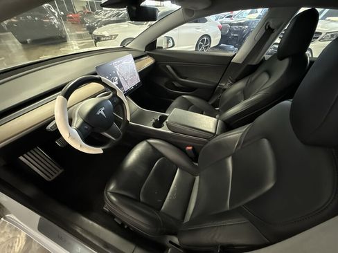 Used 2019 Tesla Model 3 Long Range RWD image 13