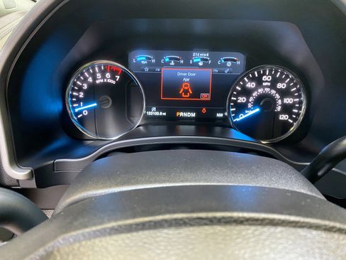 Used 2018 Ford F150 Lariat image 35