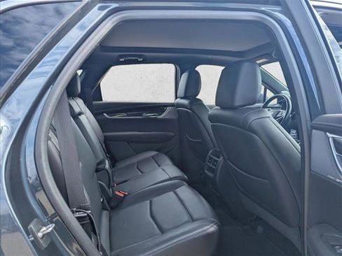 Used 2020 Cadillac XT5 Premium Luxury image 16