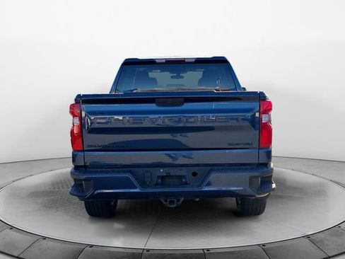 Used 2020 Chevrolet Silverado 1500 Custom w/ Custom Value Package image 4