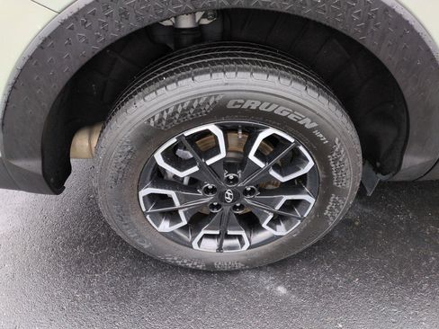 Used 2022 Hyundai Santa Cruz SEL FWD image 9