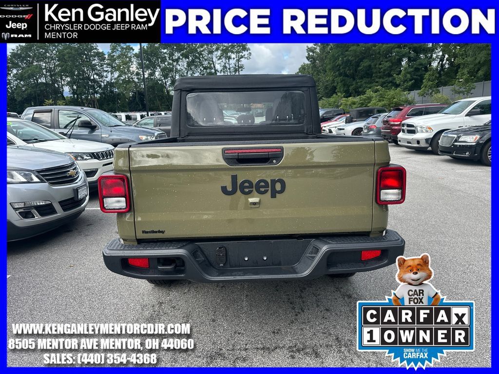 Certified 2025 Jeep Gladiator Sport AWD/4WD image 9