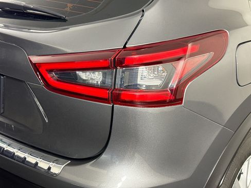 Used 2020 Nissan Rogue Sport S w/ Appearance Package FWD image 33