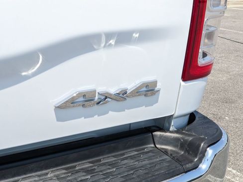 Used 2022 RAM 2500 Tradesman w/ Chrome Appearance Group image 10