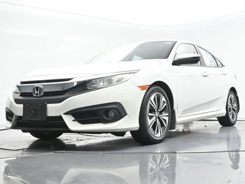 Used 2017 Honda Civic EX-T image 42