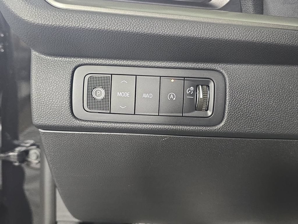 New 2027 Chevrolet Traverse LT w/ Midnight/Sport Edition AWD/4WD image 22