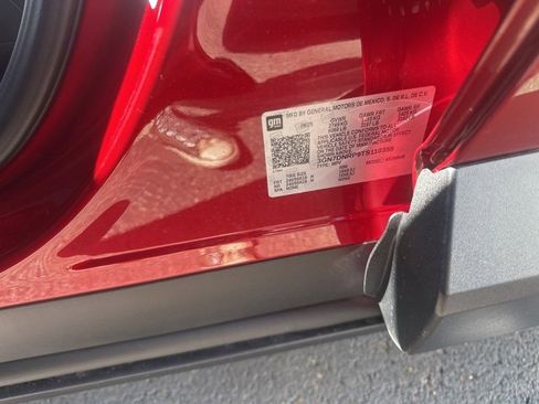 New 2026 Chevrolet Equinox EV LT image 37