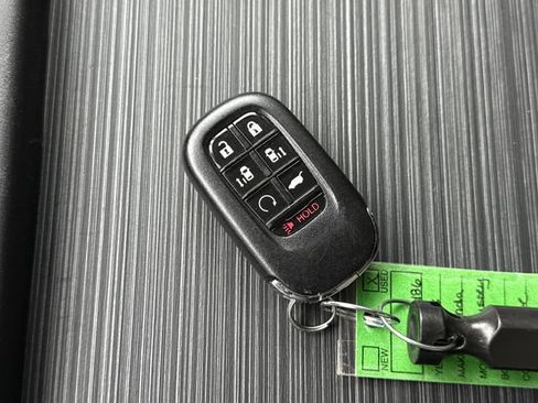 Certified 2025 Honda Odyssey EX-L image 11