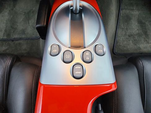 Used 2003 Chevrolet SSR w/ Preferred Equipment Group image 23