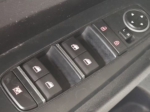 Used 2019 Kia Forte LXS image 27