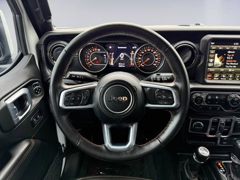 Certified 2022 Jeep Wrangler Unlimited Sahara image 16