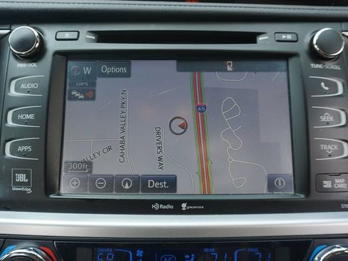 Used 2015 Toyota Highlander Limited w/ Driver Technology Package FWD image 10