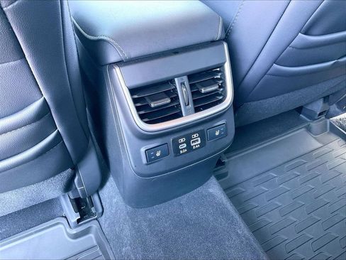 Used 2025 Subaru Outback Limited w/ Popular Package #2 AWD/4WD image 26