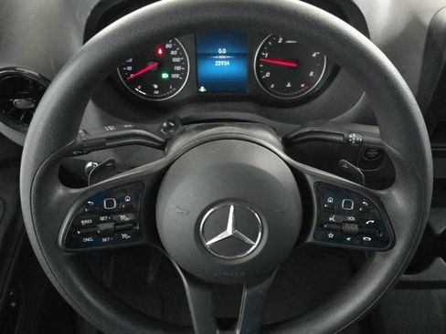 Used 2023 Mercedes-Benz Sprinter 2500 image 17