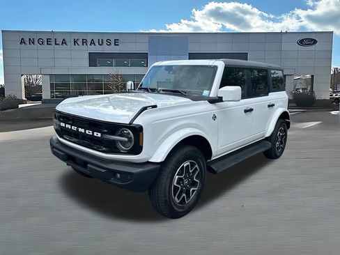 New 2026 Ford Bronco Outer Banks AWD/4WD image 3