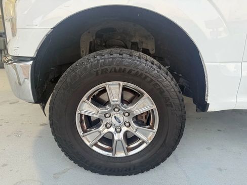 Used 2015 Ford F150 XLT w/ Equipment Group 302A Luxury image 7