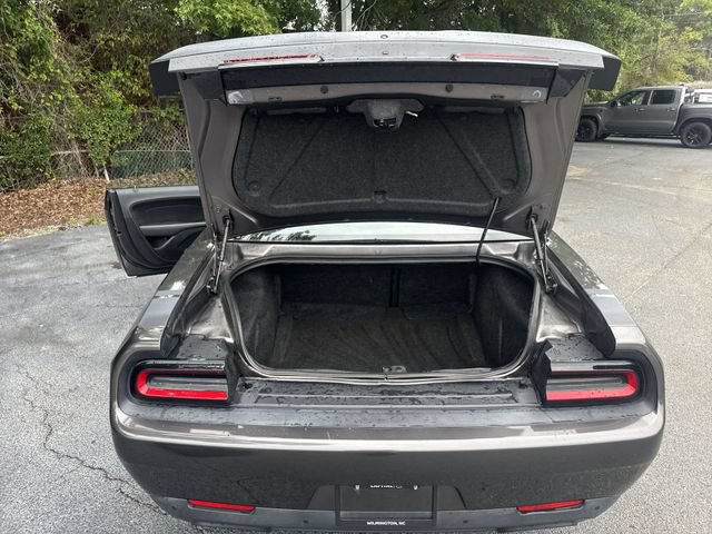 Used 2017 Dodge Challenger R/T Scat Pack RWD image 12
