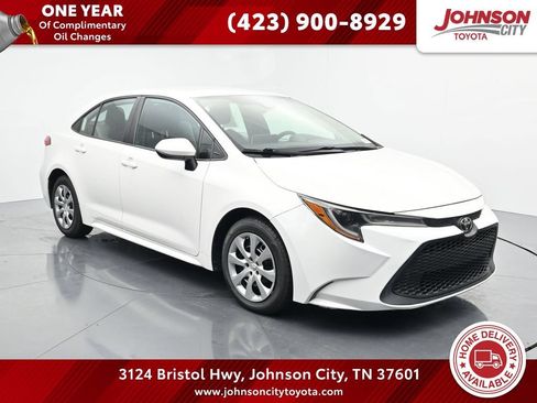 Used 2021 Toyota Corolla LE FWD image 1