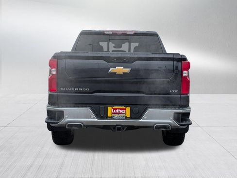 Used 2022 Chevrolet Silverado 1500 LTZ w/ LTZ Premium Package image 6