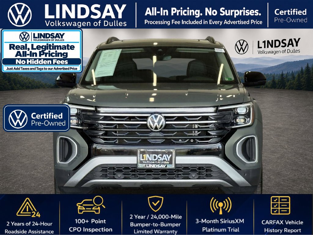 Used 2024 Volkswagen Atlas Peak Edition SE AWD/4WD image 3
