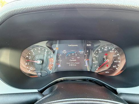 Used 2024 Jeep Compass Limited image 19