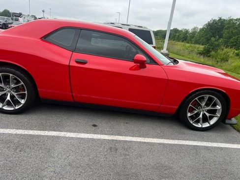 Used 2022 Dodge Challenger GT RWD image 8
