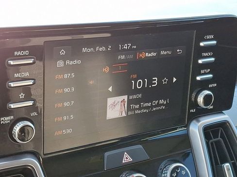 Used 2023 Kia Sorento LX image 18