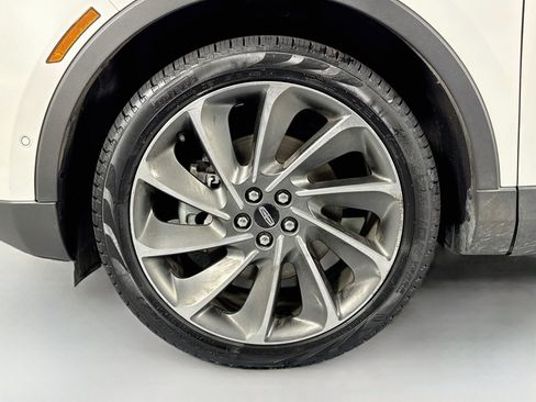 Used 2020 Lincoln Nautilus Reserve w/ Equipment Group 202A AWD/4WD image 32