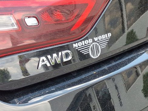 Used 2017 INFINITI Q60 2.0t w/ Moonroof Package image 31