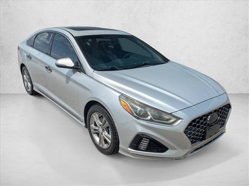 Used 2018 Hyundai Sonata Sport FWD image 3