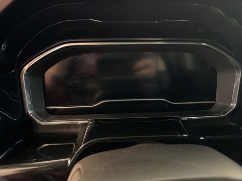 Used 2024 GMC Sierra 1500 SLT w/ SLT Premium Package image 14