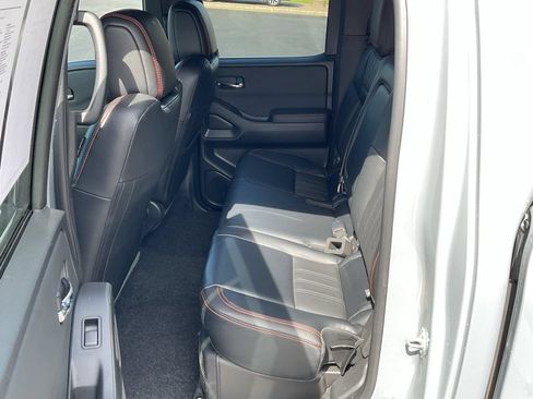 Used 2023 Nissan Frontier PRO-4X w/ Pro-4X Premium Package AWD/4WD image 21