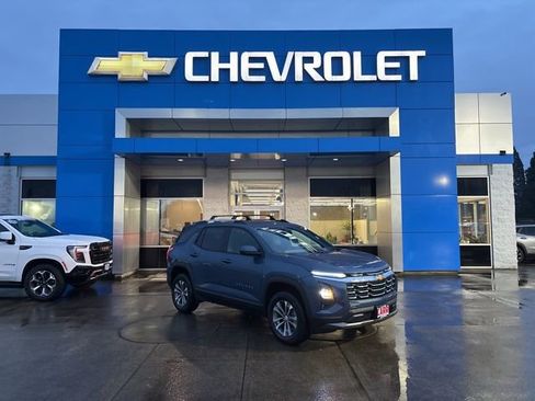 New 2026 Chevrolet Equinox LT w/ Safety and Technology Package AWD/4WD image 1
