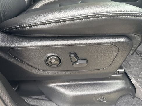 Used 2025 RAM 1500 RHO image 35