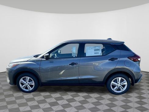 Used 2025 Nissan Kicks Play S image 17