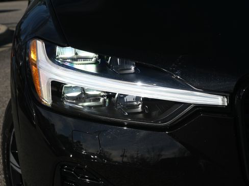 Used 2025 Volvo XC60 B5 Plus w/ Climate Package image 26