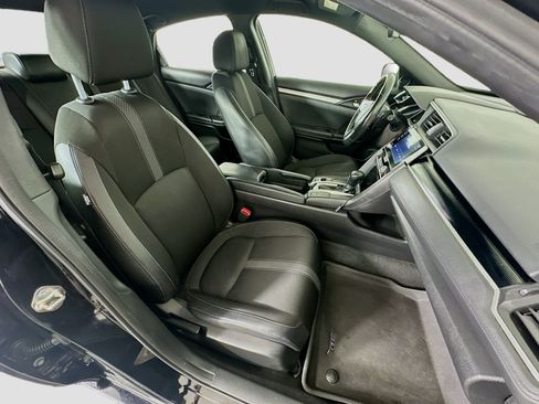 Used 2019 Honda Civic Sport image 28