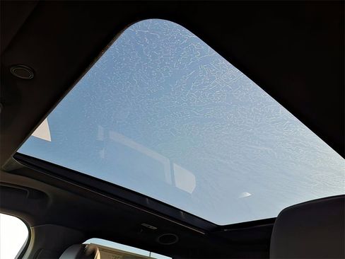 New 2026 Ford Explorer Platinum image 7